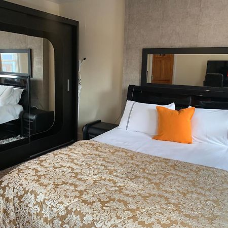 Superbly Furnished Apartment In Central Лондон Экстерьер фото