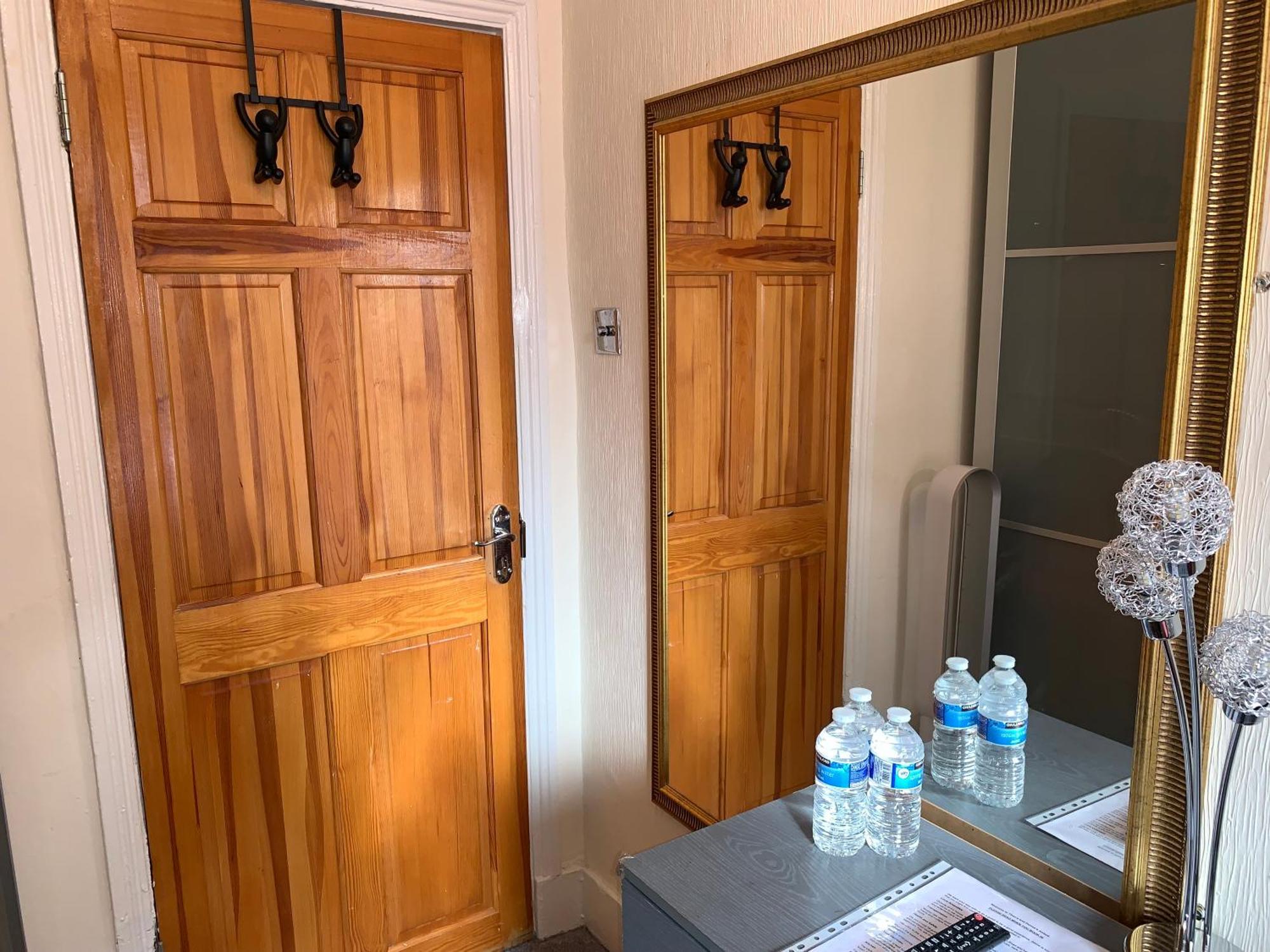 Superbly Furnished Apartment In Central Лондон Экстерьер фото